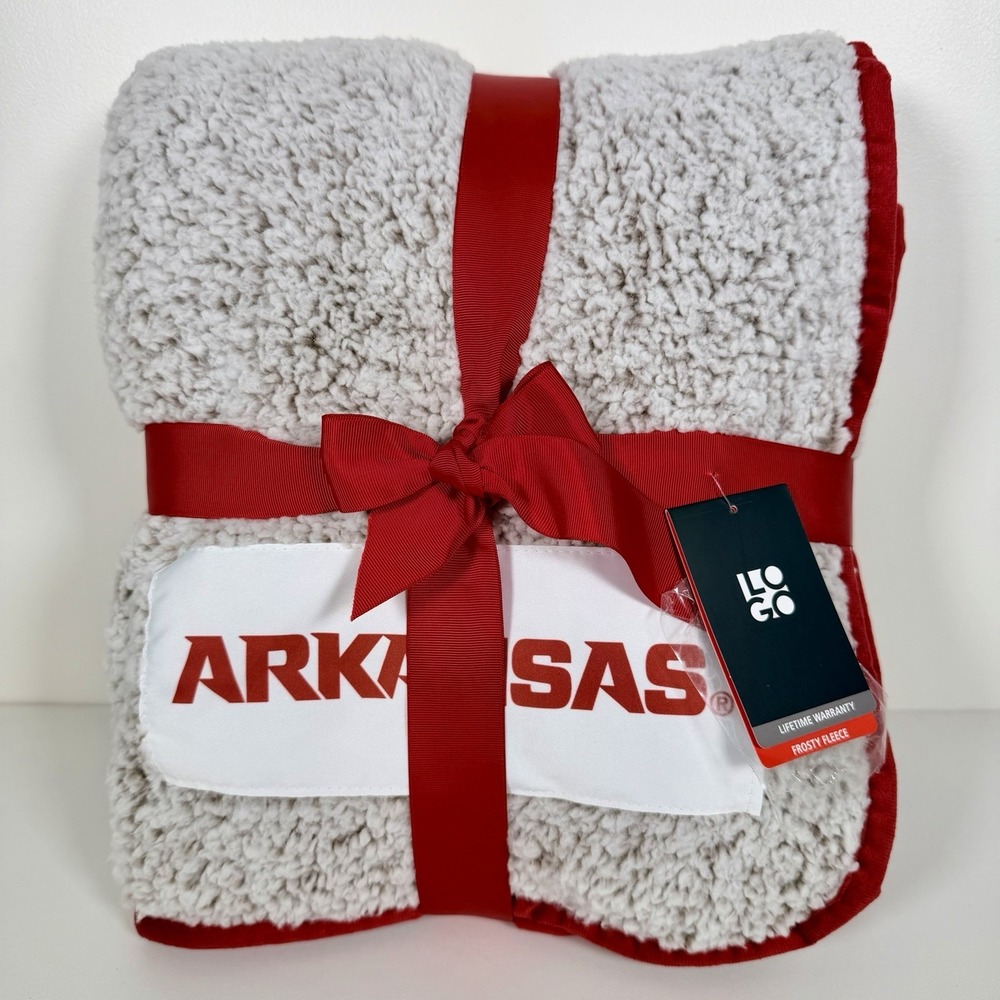 NEW LoGo Brand NCAA Arkansas Razorbacks 50x60" Sherpa Soft Throw Blanket  - NWT